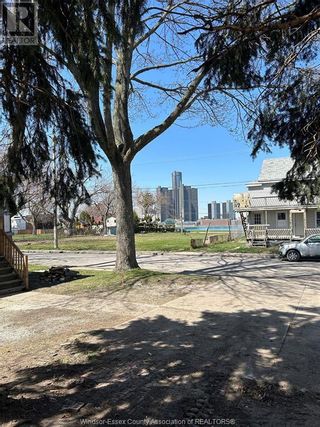 Photo 1: V/L CHATHAM STREET East in Windsor: Vacant Land for sale : MLS®# 24008032