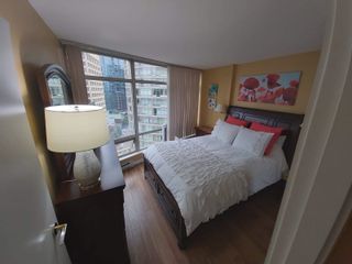 Photo 4: 1706 1288 ALBERNI Street in Vancouver: West End VW Condo for sale (Vancouver West)  : MLS®# R2838919