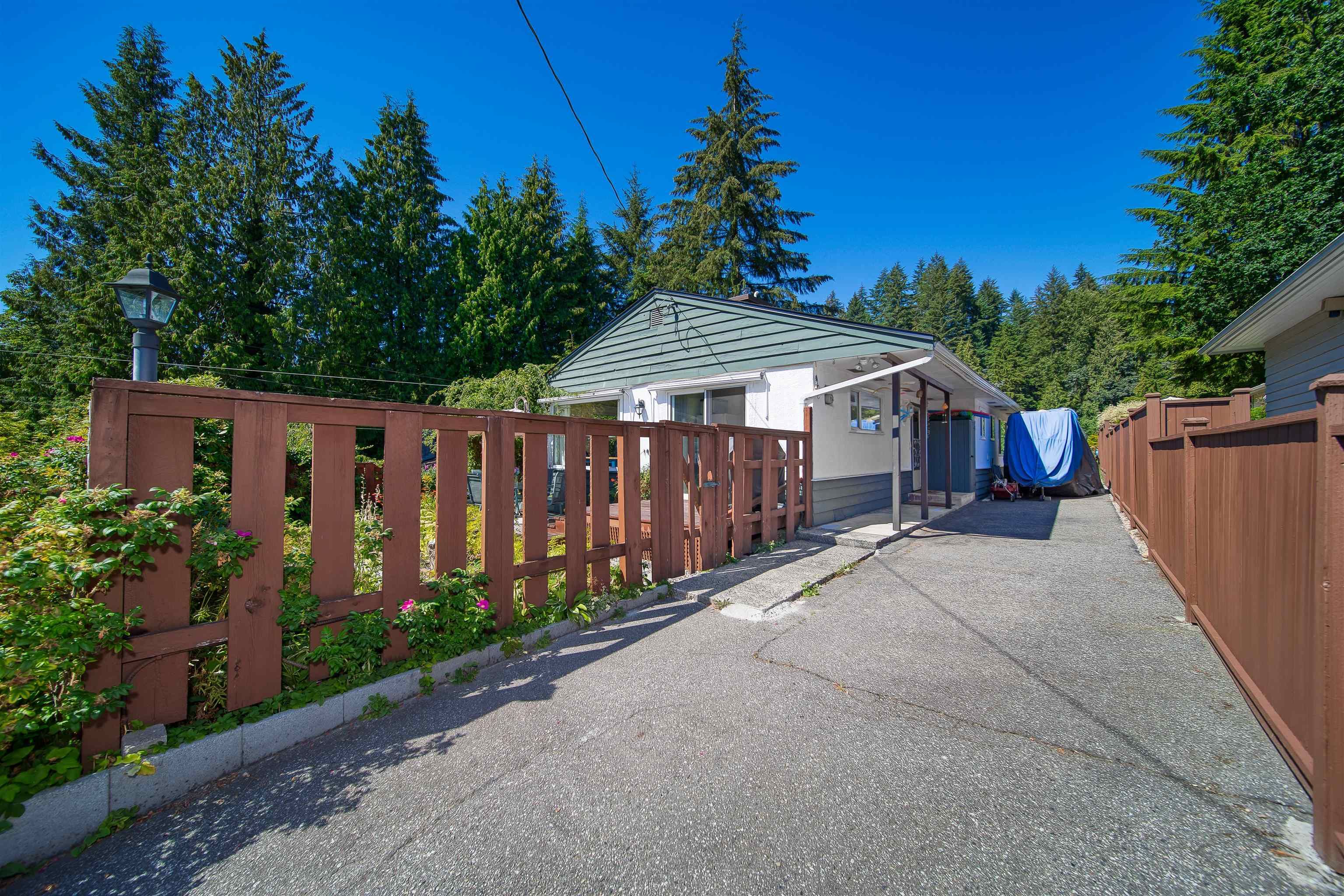 Main Photo: 1428 PAISLEY Road in North Vancouver: Capilano NV House for sale : MLS®# R2725762