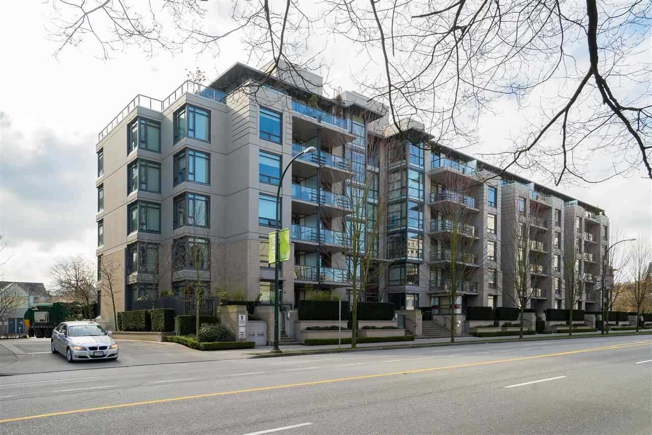 Main Photo: 410 750 W 12TH Avenue in Vancouver: Fairview VW Condo for sale (Vancouver West)  : MLS®# R2441311