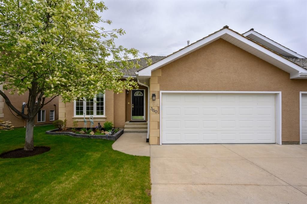 Main Photo: 360 Signature Court SW in Calgary: Signal Hill Semi Detached for sale : MLS®# A1112675