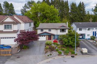 Photo 1: 3878 RICHMOND Street in Port Coquitlam: Lincoln Park PQ House for sale : MLS®# R2777796