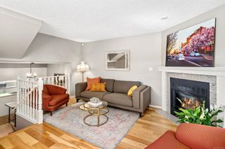 Photo 8: 1646 Myrtle Ave in Victoria: Vi Oaklands Row/Townhouse for sale : MLS®# 877528