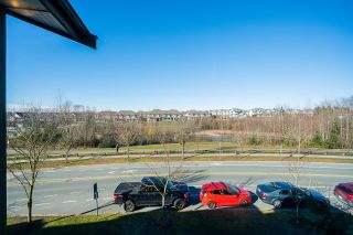 Photo 24: 23 19433 68 Avenue in Surrey: Cloverdale BC Townhouse for sale in "THE GROVE" (Cloverdale)  : MLS®# R2853351