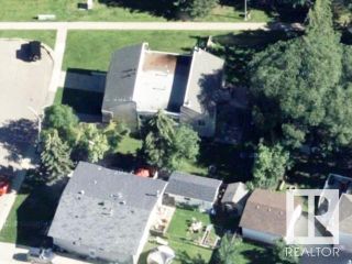 Photo 3: 7815 176 Street in Edmonton: Zone 20 House Half Duplex for sale : MLS®# E4375103