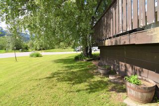 Photo 21: 1004 TORONTO Street in Smithers: Smithers - Town Manufactured Home for sale (Smithers And Area)  : MLS®# R2702111