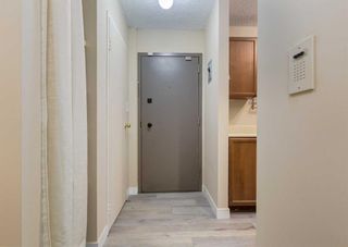 Photo 3: 201 816 89 Avenue SW in Calgary: Haysboro Apartment for sale : MLS®# A2066246