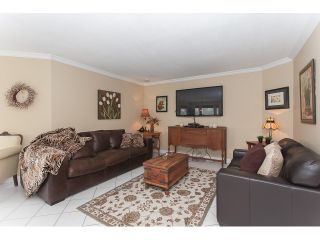 Photo 6: 5553 256 Street in Langley: Salmon River House for sale in "SALMON RIVER" : MLS®# R2047979