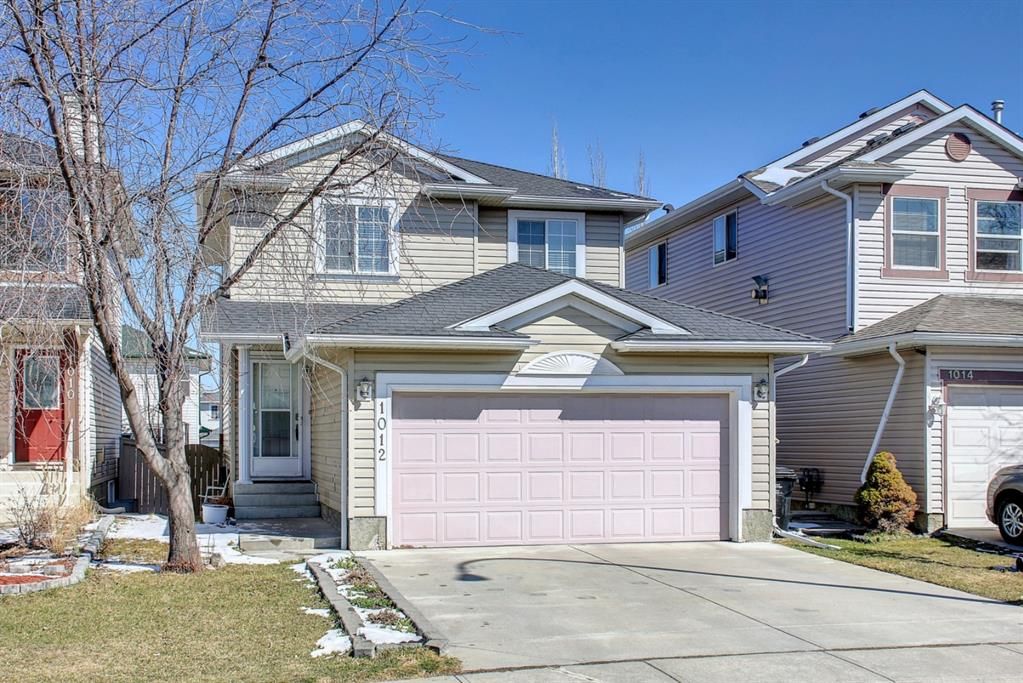 Main Photo: 1012 Bridlemeadows Manor SW in Calgary: Bridlewood Detached for sale : MLS®# A1204848