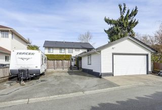 Photo 18: 18572 64 Avenue in Surrey: Cloverdale BC House for sale (Cloverdale)  : MLS®# R2247998