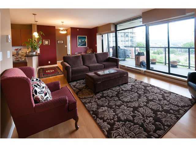 Main Photo: 504 11 E ROYAL AVENUE in New Westminster: Fraserview NW Condo for sale : MLS®# V942829