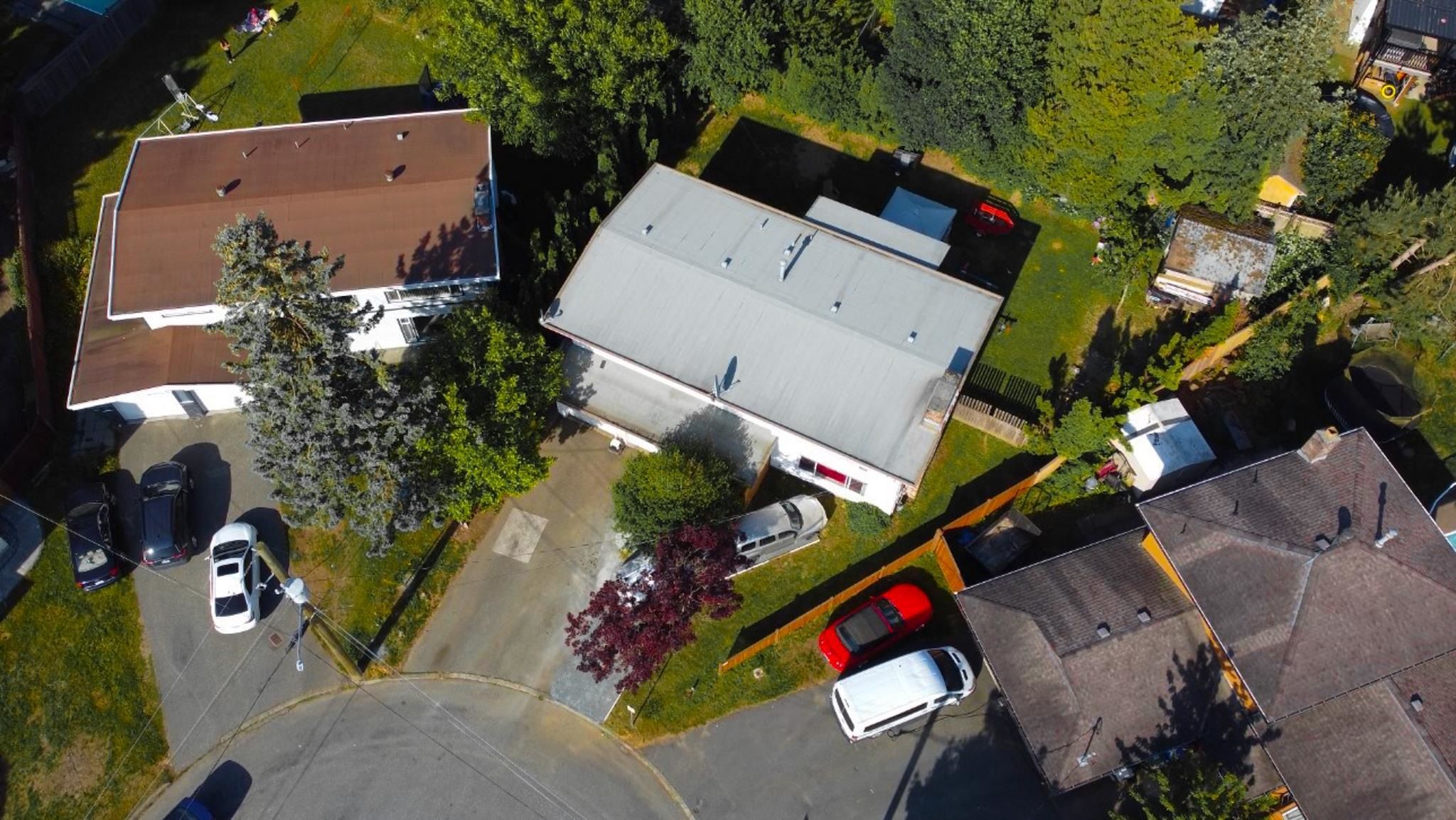 Main Photo: 32620 KENDALE Place in Abbotsford: Abbotsford West House for sale : MLS®# R2784005