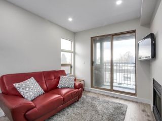 Photo 8: 401 688 E 16TH Avenue in Vancouver: Fraser VE Condo for sale in "VINTAGE EASTSIDE" (Vancouver East)  : MLS®# R2223422