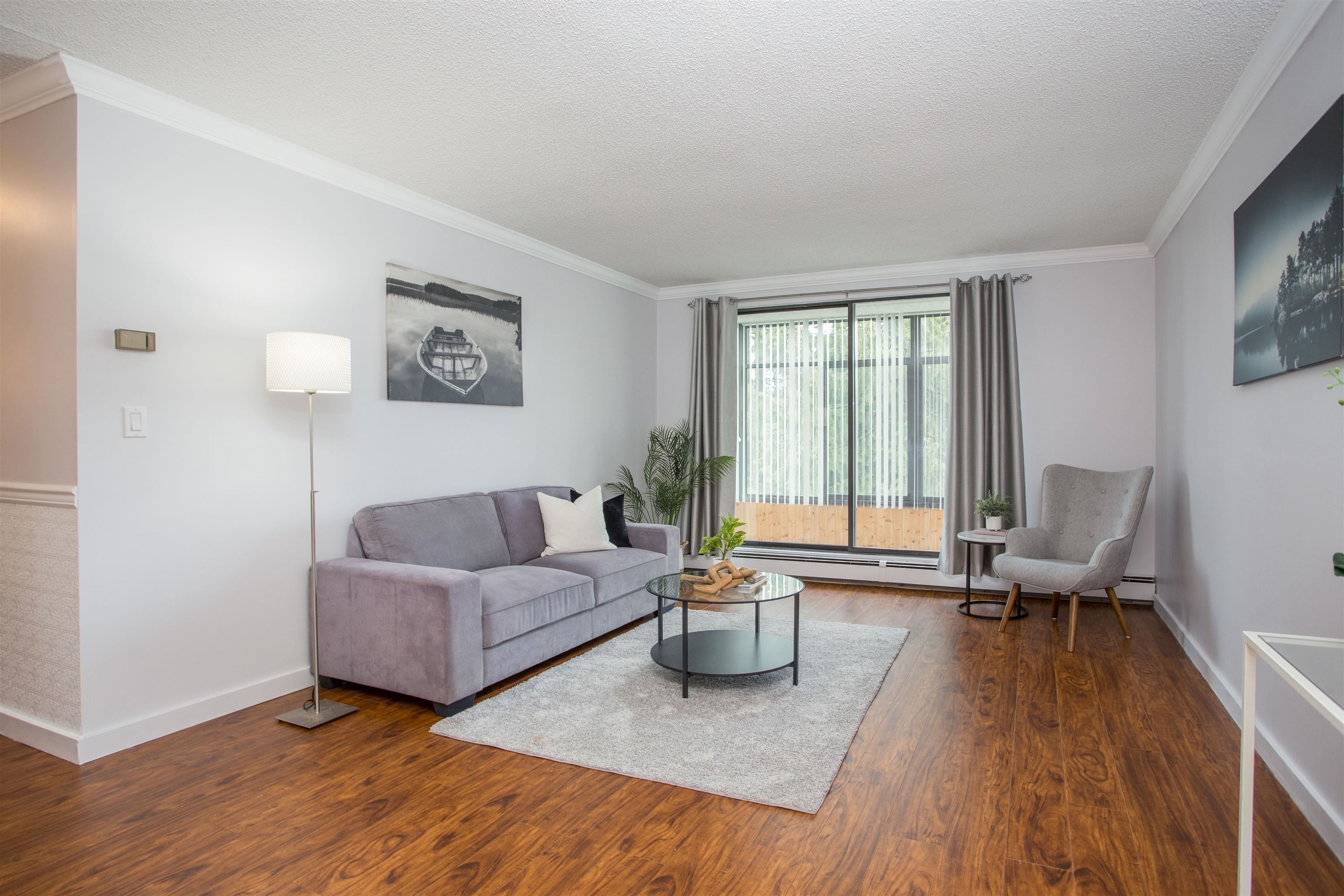 Main Photo: 304 1740 SOUTHMERE Crescent in Surrey: Sunnyside Park Surrey Condo for sale in "CAPSTAN WAY" (South Surrey White Rock)  : MLS®# R2758825