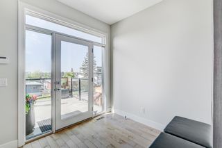 Photo 4: 2032 30 Avenue SW in Calgary: South Calgary Semi Detached (Half Duplex) for sale : MLS®# A2054032