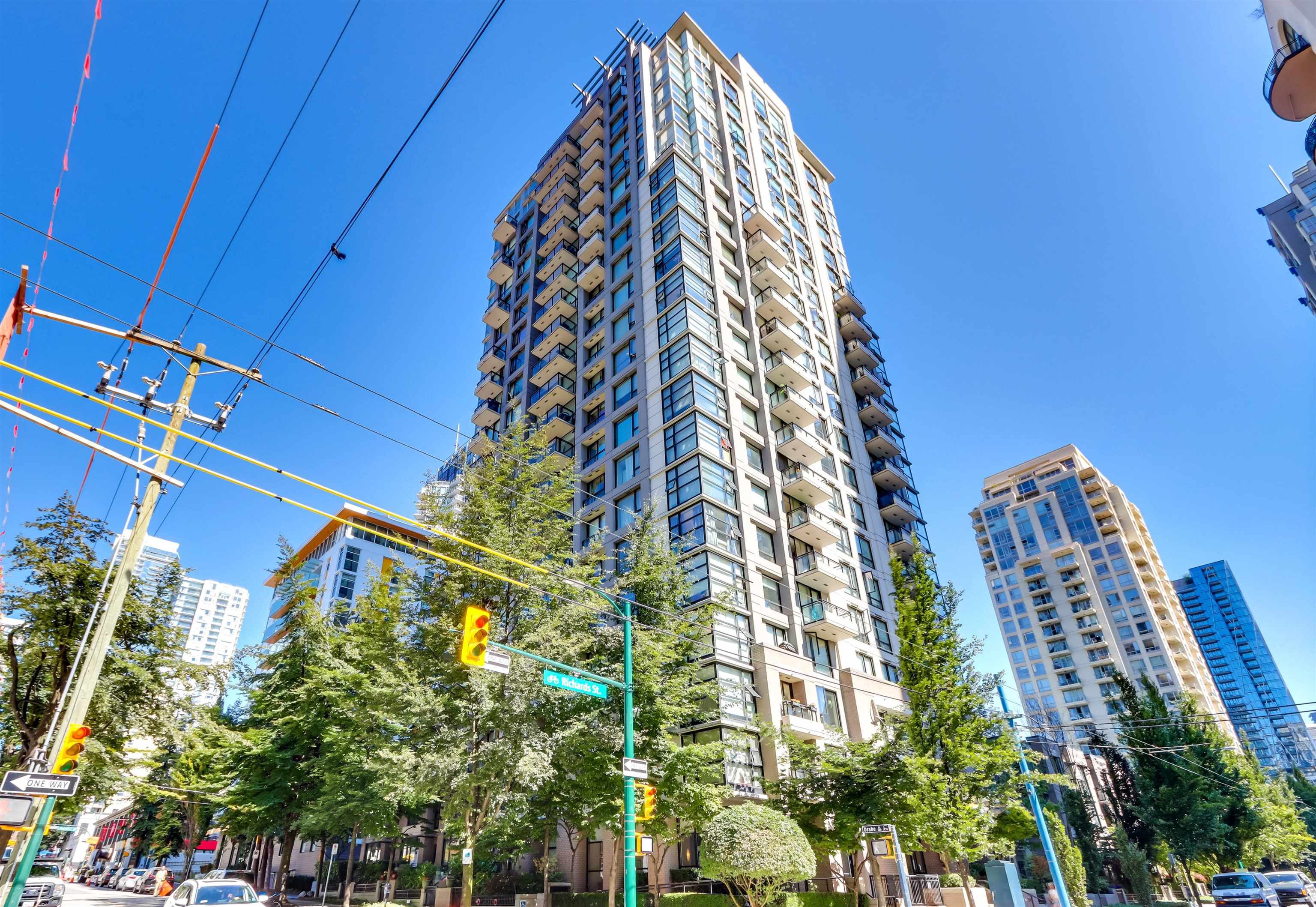 Main Photo: 2007 1295 RICHARDS Street in Vancouver: Downtown VW Condo for sale in "Oscar" (Vancouver West)  : MLS®# R2712764