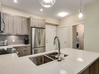 Photo 10: 201 12367 224 Street in Maple Ridge: West Central Condo for sale in "Falcon House" : MLS®# R2637845