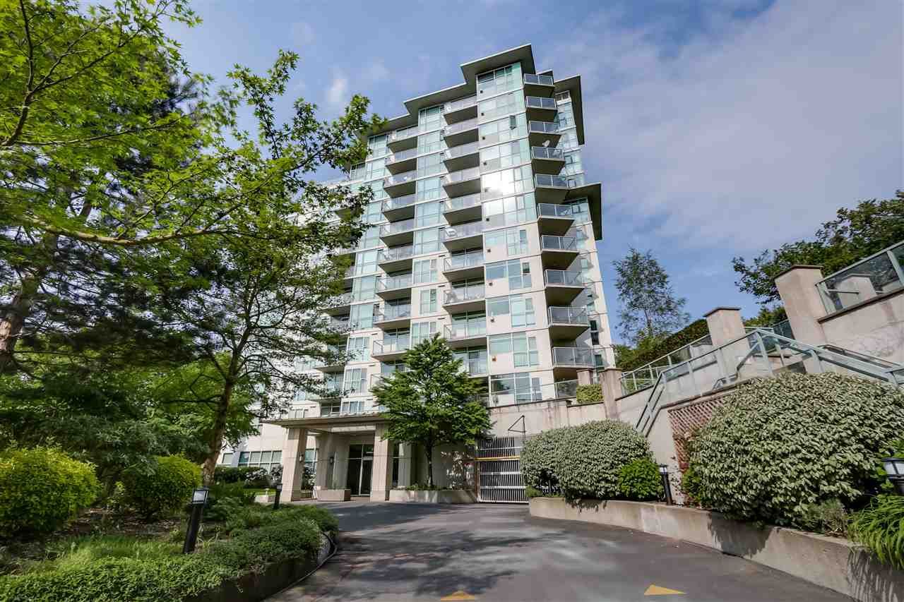 Main Photo: 807 2733 CHANDLERY PLACE in : South Marine Condo for sale : MLS®# R2061726