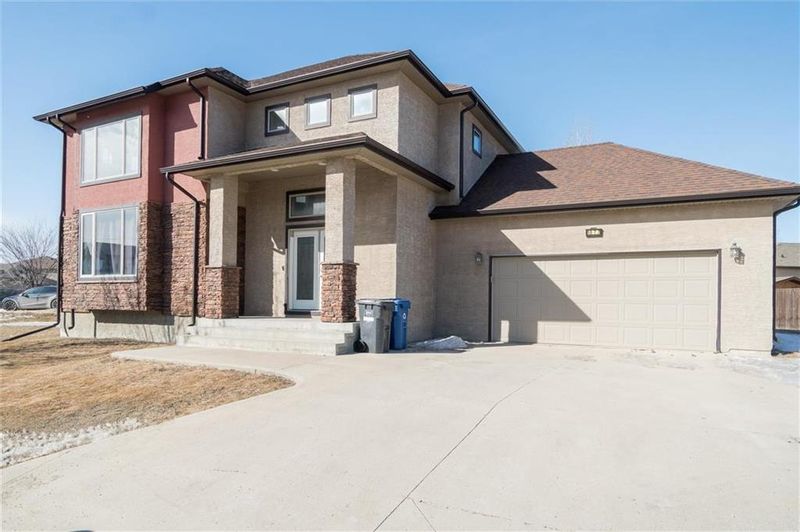 FEATURED LISTING: 1077 Colby Avenue Winnipeg