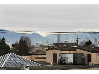 Photo 9: # 605 2137 W 10TH AV in Vancouver: Kitsilano Condo for sale in "THE '1'" (Vancouver West)  : MLS®# V867959