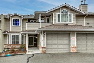 Photo 2: 114 22515 116 Avenue in Maple Ridge: East Central Townhouse for sale in "Fraserview Village" : MLS®# R2668199