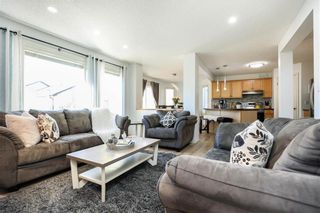 Photo 5: 22 Pentonville Crescent in Winnipeg: River Park South Residential for sale (2F)  : MLS®# 202221341
