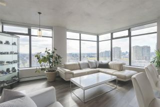 Photo 2: 1504 108 W CORDOVA Street in Vancouver: Downtown VW Condo for sale in "WOODWARDS" (Vancouver West)  : MLS®# R2364085