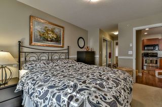 Photo 15: 403 19730 56 Avenue in Langley: Langley City Condo for sale : MLS®# R2052823