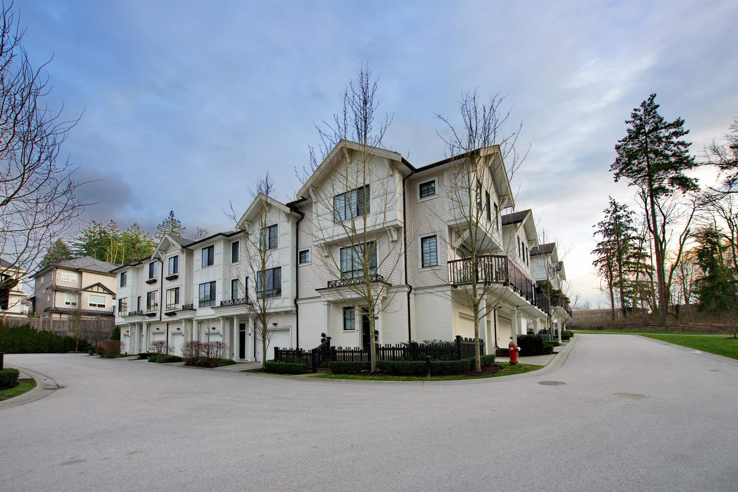 Main Photo: 9 14888 62 Avenue in Surrey: Sullivan Station Townhouse for sale : MLS®# R2662532