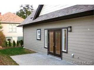 Photo 8:  in VICTORIA: Vi Jubilee House for sale (Victoria)  : MLS®# 459964