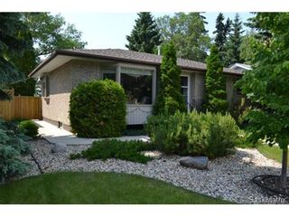 Photo 1: 1624 Sommerfeld Avenue in Saskatoon: Holliston Single Family Dwelling for sale (Saskatoon Area 02)  : MLS®# 504611