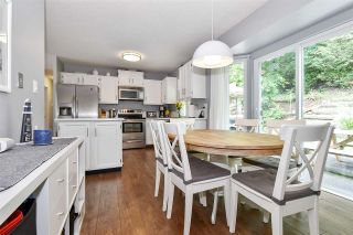 Photo 8: 2279 WOODSTOCK DRIVE in Abbotsford: Abbotsford East House for sale : MLS®# R2486898