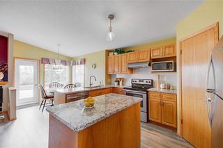 Photo 9: 23 Coleman Cove in Winnipeg: River Park South Residential for sale (2F)  : MLS®# 202209126