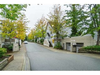 Photo 1: 63 13706 74 Avenue in Surrey: East Newton Townhouse for sale in "Ashlea Gate" : MLS®# R2426122