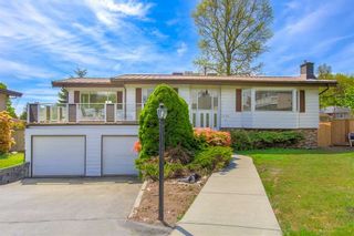 Photo 1: 1735 CRESTLAWN Court in Burnaby: Brentwood Park House for sale (Burnaby North)  : MLS®# R2390296