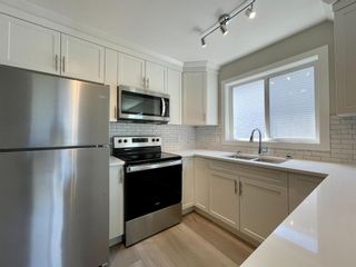 Photo 1: 317 20 Sierra Morena Mews SW in Calgary: Signal Hill Apartment for sale : MLS®# A1240832