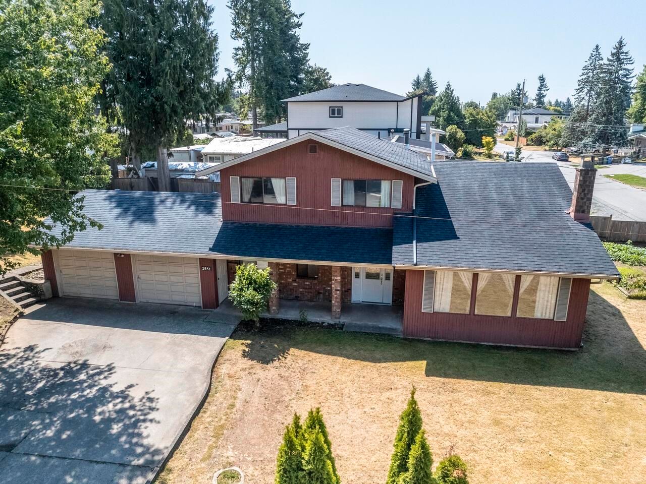 Main Photo: 2551 ADELAIDE Street in Abbotsford: Abbotsford West House for sale : MLS®# R2802732