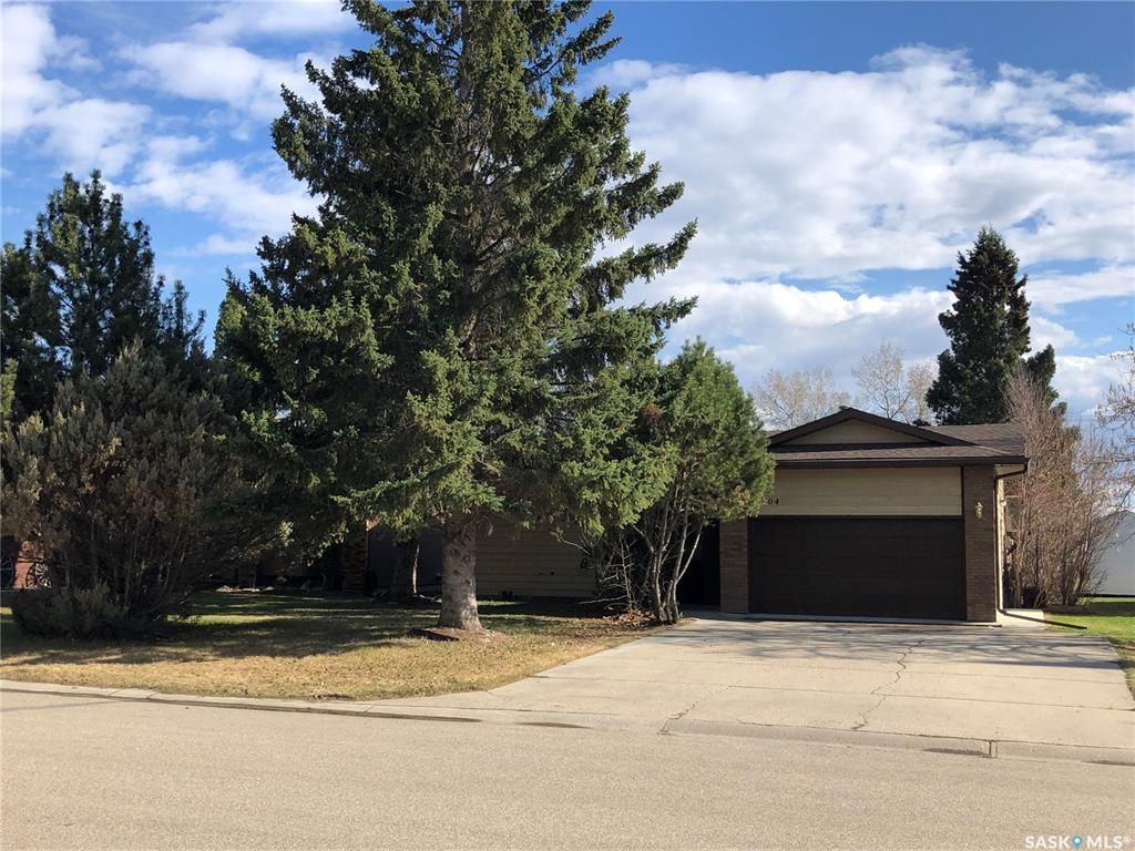 Main Photo: 404 Watson Crescent in Nipawin: Residential for sale : MLS®# SK928319