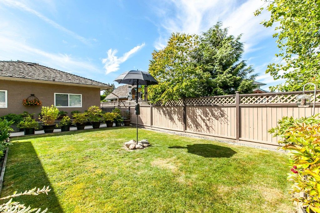 Photo 47: Photos: 21709 44 Avenue in Langley: Murrayville House for sale : MLS®# R2100635
