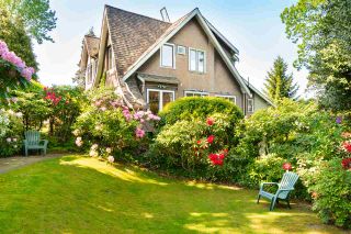 Photo 4: 2588 COURTENAY Street in Vancouver: Point Grey House for sale (Vancouver West)  : MLS®# R2614597