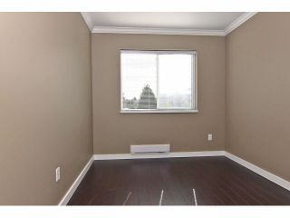 Photo 14: 301 2780 WARE Street in Abbotsford: Central Abbotsford Condo for sale in "Chelsea House" : MLS®# R2110446