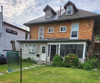 Photo 1: 14 Queen Street in Kawartha Lakes: Lindsay House (2-Storey) for sale : MLS®# X6077884