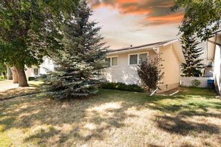 Photo 3: 8320 Addison Drive SE in Calgary: Acadia Detached for sale : MLS®# A1255115