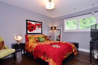 Photo 11: 15701 GOGGS Avenue: White Rock House for sale in "WHITE ROCK" (South Surrey White Rock)  : MLS®# R2178923