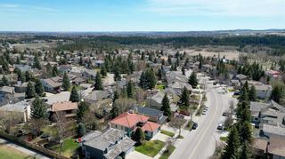 Photo 3: 68 Woodfield Road SW in Calgary: Woodbine Detached for sale : MLS®# A2130967
