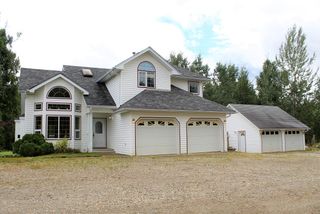 Photo 1: 26 MANITOBA Drive in Mackenzie: Mackenzie - Rural House for sale (Mackenzie (Zone 69))  : MLS®# R2612690