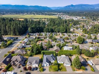 Photo 16: 875 View Ave in Courtenay: CV Courtenay East House for sale (Comox Valley)  : MLS®# 884275