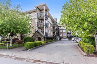 Photo 1: 203 46053 CHILLIWACK CENTRAL Road in Chilliwack: Chilliwack Proper South Condo for sale in "The Tuscany" : MLS®# R2880596