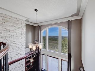 Photo 17: 18 Coulee View SW in Calgary: Cougar Ridge Detached for sale : MLS®# A1145614