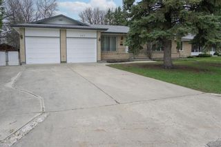 Photo 2: 327 Avalon Road in Winnipeg: Bright Oaks Residential for sale (2C)  : MLS®# 202210723
